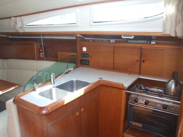 Sun Fast 35 -14.JPG